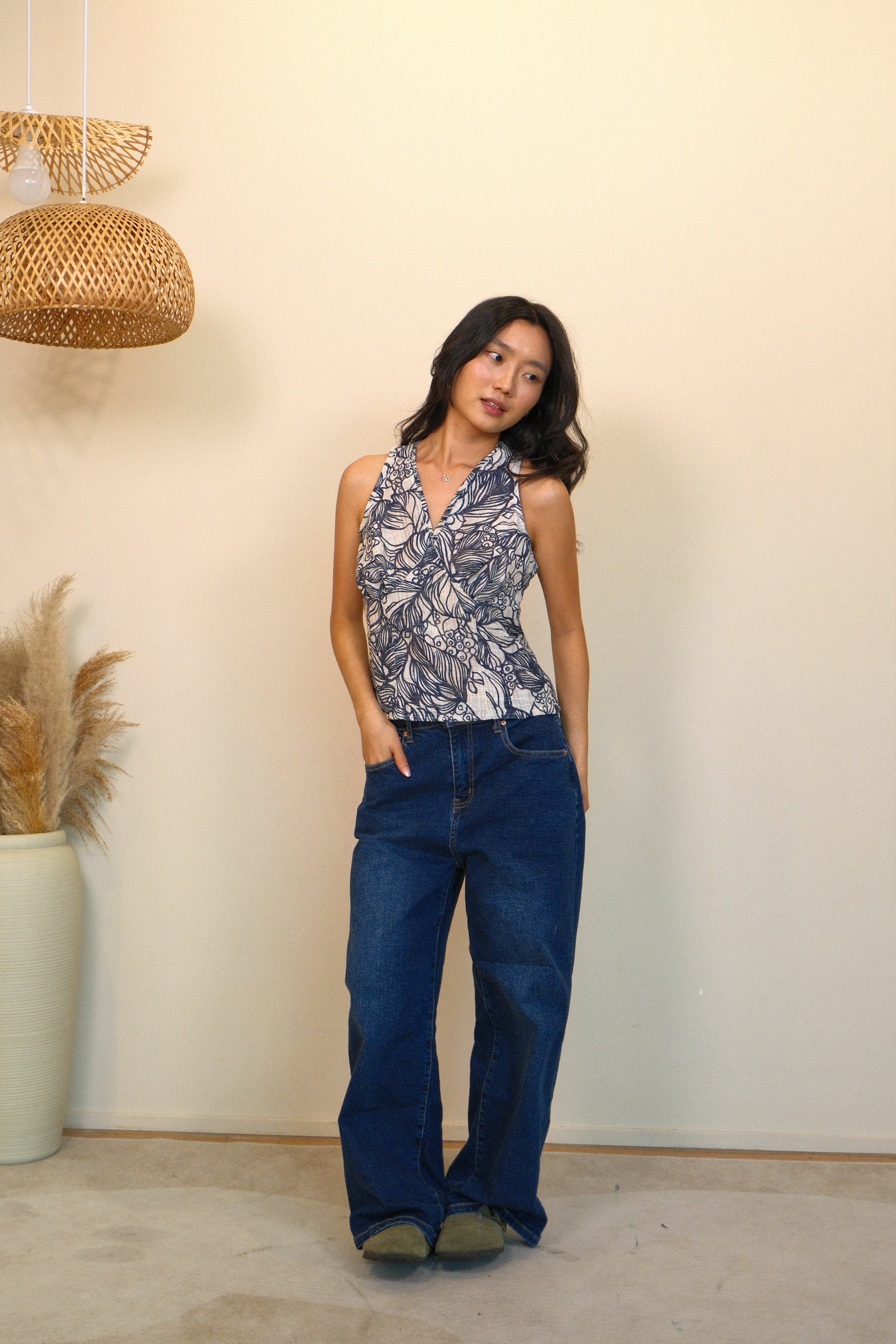 Ceramic Flora Muse top